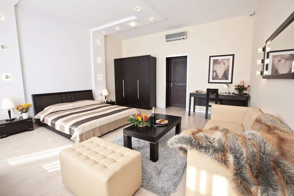 Hotel Dom Aktera Odesa Room photo